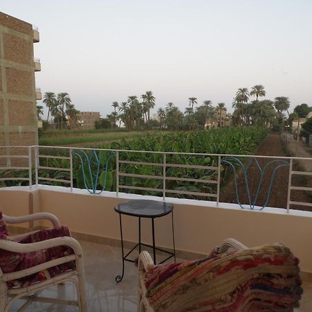 Appartamento Nour House Luxor Esterno foto