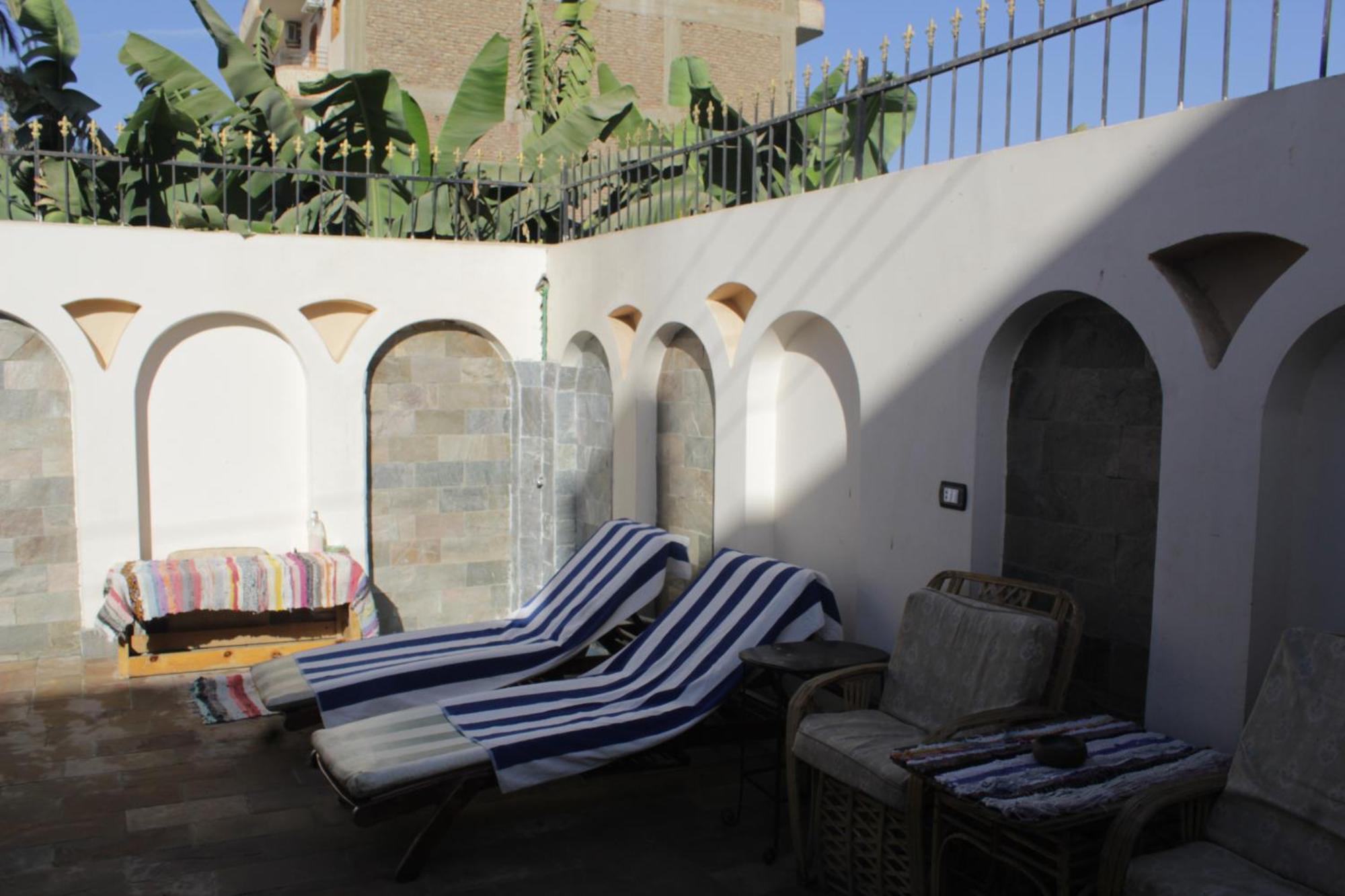 Appartamento Nour House Luxor Esterno foto